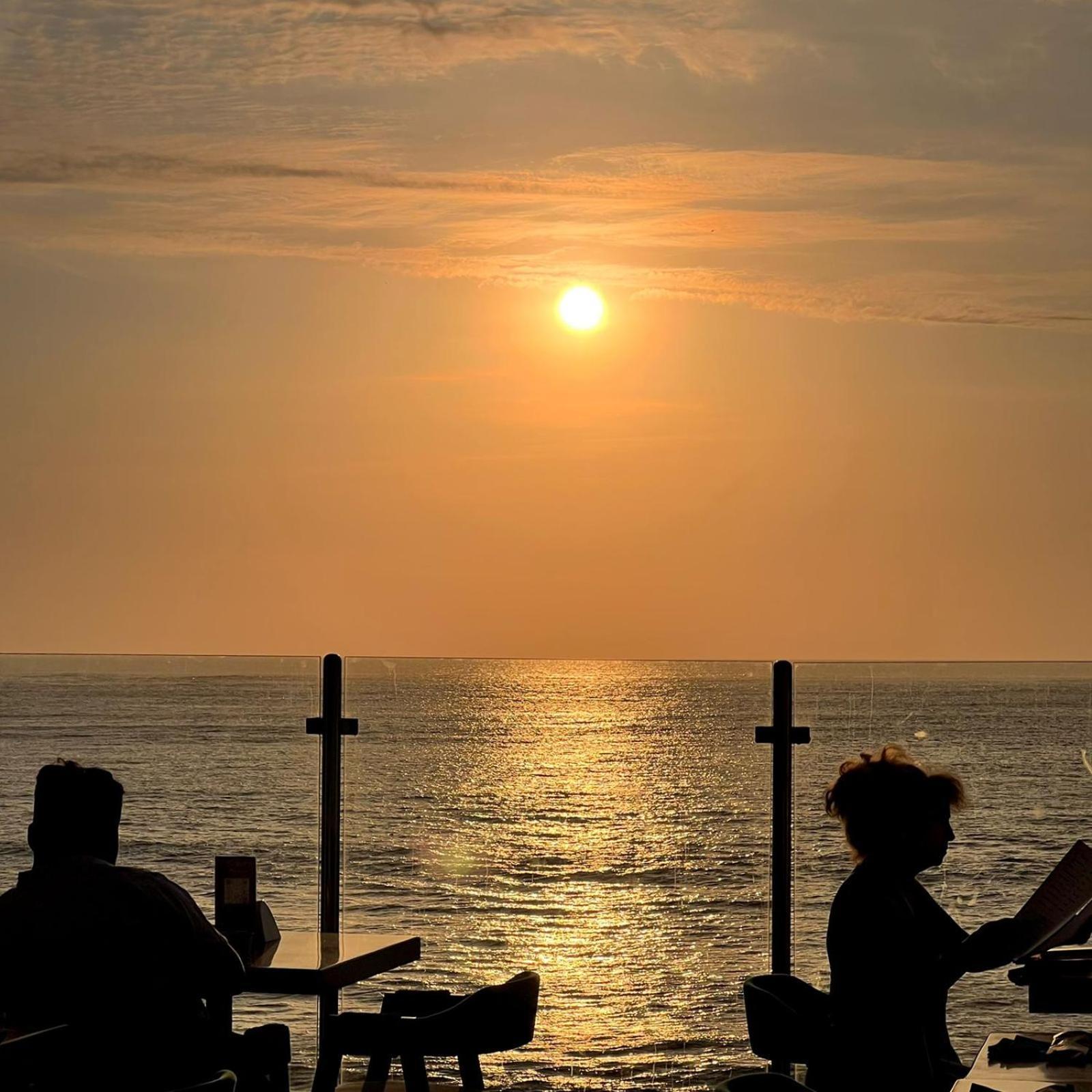 Los Esteros Hostal Huanchaco Exteriör bild