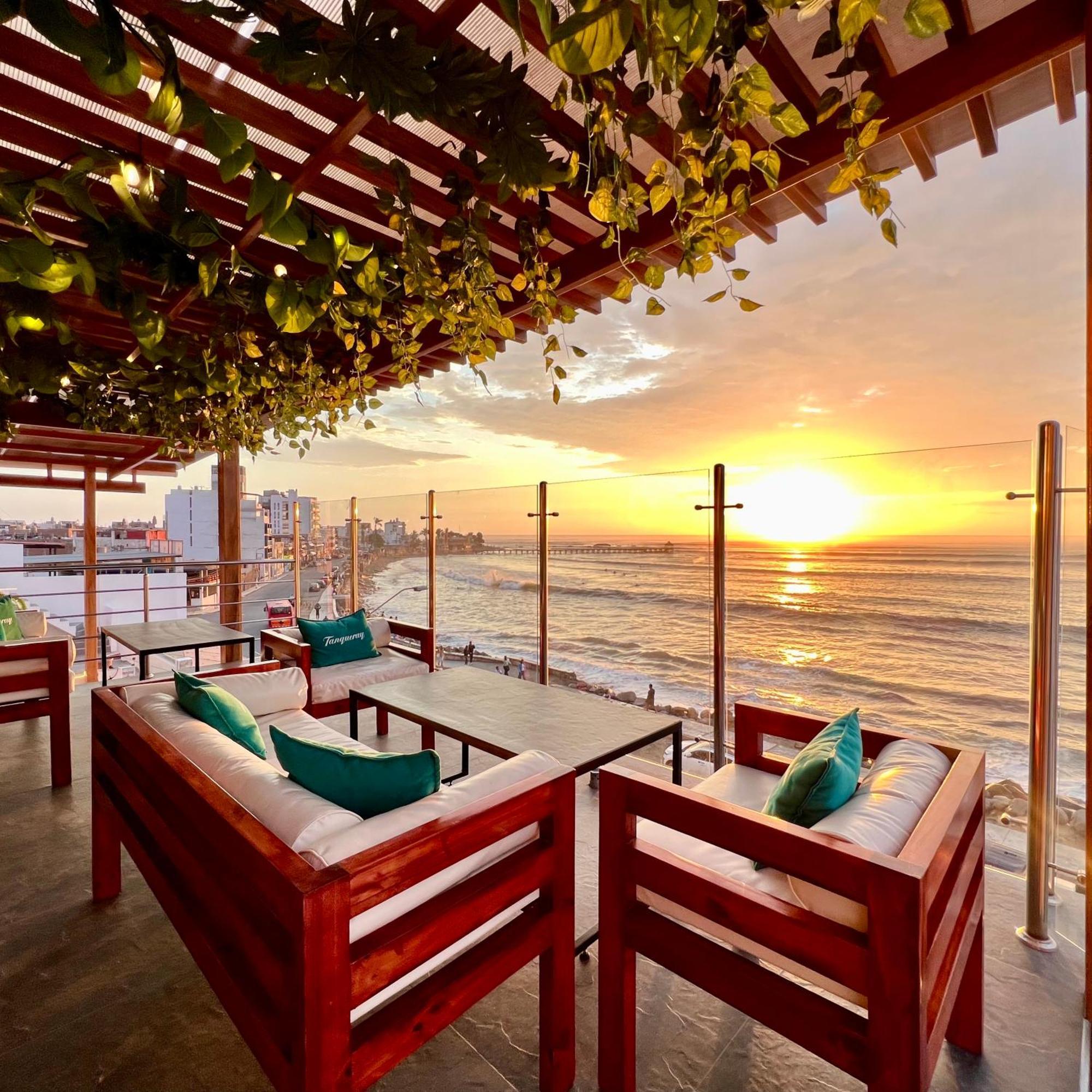 Los Esteros Hostal Huanchaco Exteriör bild